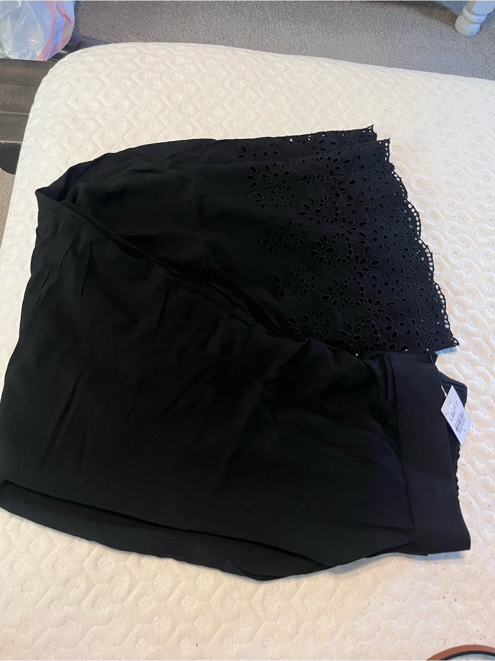 LOFT Black Eyelet-pants